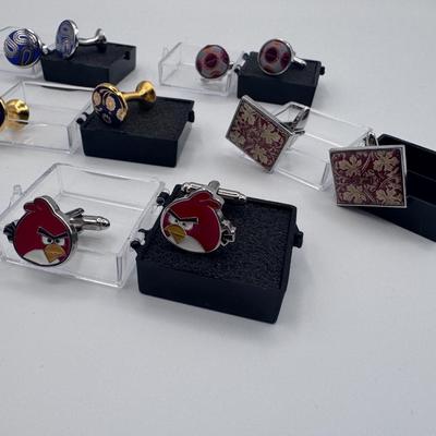 Lot of 6 Cufflinks
