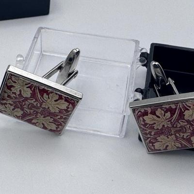 Lot of 6 Cufflinks