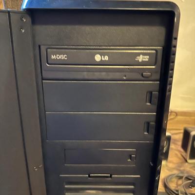 GAMING COMPUTER W/WIN 10, GAMING CHAIR, GEAR HEAD SPEAKERS, MOUSE AND KEYBOARD