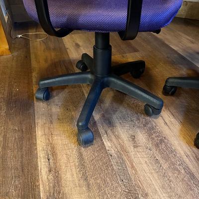2 ADJUSTABLE GAMING CHAIRS