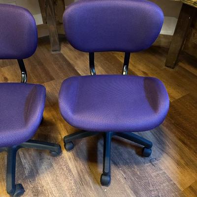 2 ADJUSTABLE GAMING CHAIRS