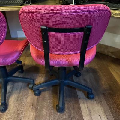 2 ADJUSTABLE GAMING CHAIRS