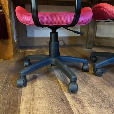 2 ADJUSTABLE GAMING CHAIRS