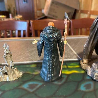 MEDIVH WARCRAFT FIGURE, KING ARTHUR AND CASTLE OF THE MAGIC DRAGON