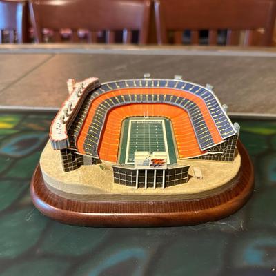 DENVER BRONCOS MILE HIGH STADIUM