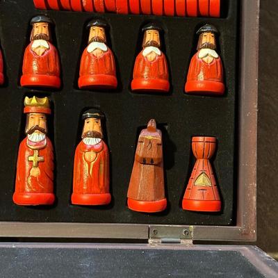 THOMAS PACCONI CLASSICS HAND-CARVED CHESS & CHECKERS SET