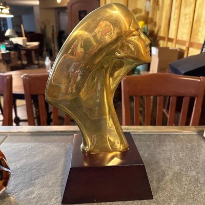 BRASS WOMAN'S BUST, HOURGLASS AND A TEARDROP ART GLASS