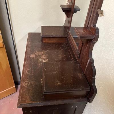 ANTIQUE WALNUT DRESSER