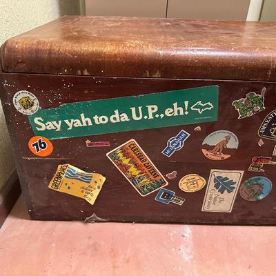 WOODEN TRUNK WITH A SHELF