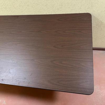 6 FOOT FOLDING TABLE