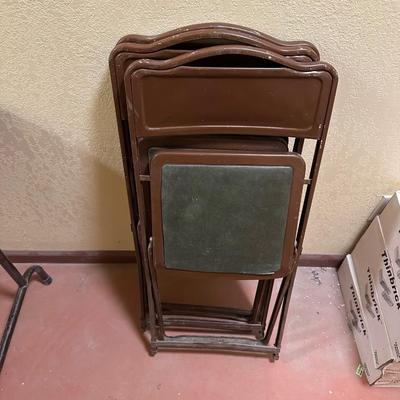 4 FOOT FOLDING TABLE AND 3 FOLDING CHAIRS