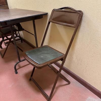 4 FOOT FOLDING TABLE AND 3 FOLDING CHAIRS
