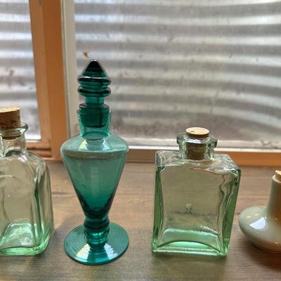 SMALLER DECORATIVE BOTTLES