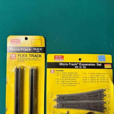 MICRO TRACK EXPANSION SET AND FLEX TRACK