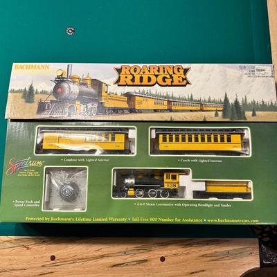 NEW BACHMANN "ROARING RIDGE" TRAIN SET