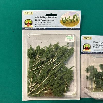 MODEL TRAIN POWER PACK AND FAUX FOLIAGE