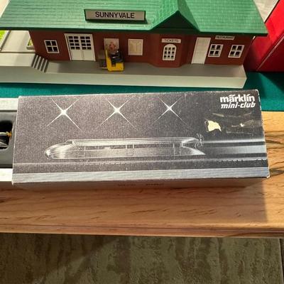 MODEL RAILROAD BUILDINGS AND MORE