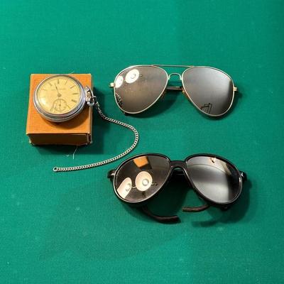 HAMPDEN WATCH CO POCKET WATCH AND 2 GLASSES