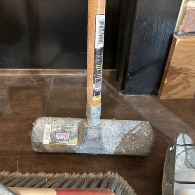 STANLEY BLOWER FAN, PUSH BROOM, SHOP LIGHT, TROUBLE LIGHT AND MORE