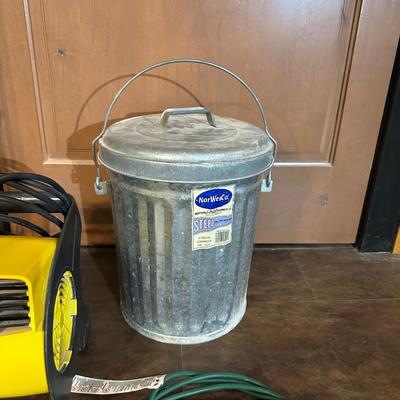 STANLEY BLOWER FAN, PUSH BROOM, SHOP LIGHT, TROUBLE LIGHT AND MORE