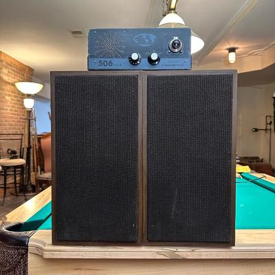 GRAYMART 2-BAND RECEIVER & A PAIR OF SPEAKERS