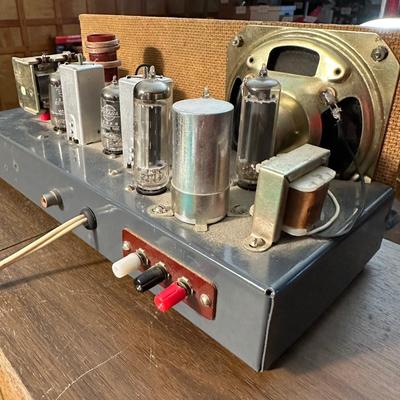 GRAYMART 2-BAND RECEIVER & A PAIR OF SPEAKERS