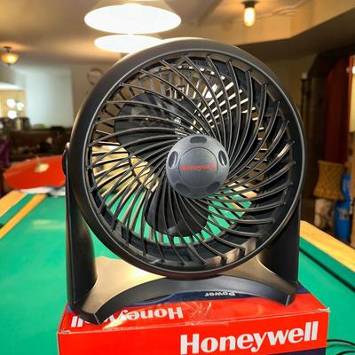 SONY DREAM MACHINE, TABLE TOP FAN AND A DOUBLE EAGLE HEAD STATUE