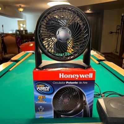 SONY DREAM MACHINE, TABLE TOP FAN AND A DOUBLE EAGLE HEAD STATUE