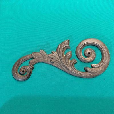 IRON WALL DECOR