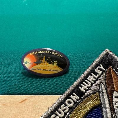 SPACE SHUTTLE ATLANTIS STS-135 FINAL MISSION NASA COLLECTOR PATCH & FREEZE DRIED ICE CREAM SPACE FOOD