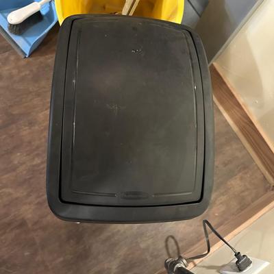 COMMERCIAL MOP BUCKET, MOP, WASTE CAN AND BROOM