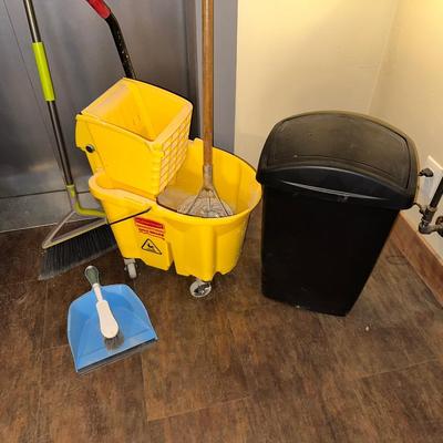 COMMERCIAL MOP BUCKET, MOP, WASTE CAN AND BROOM