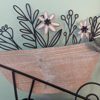Metal/Wood Floral Wall Art (SB)