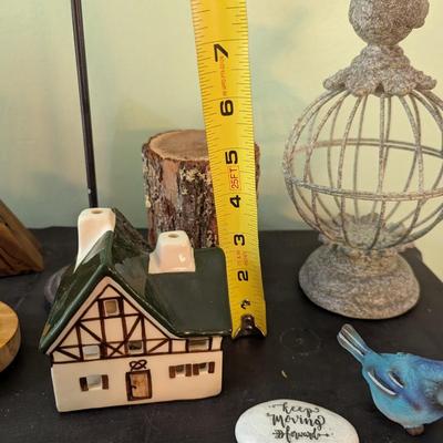 Painted Rocks Wooden Candle Holder Metal Dome Bird Cage (HW)