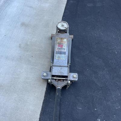 Pittsburgh 3 Ton Low Profile Floor Jack (G-MG)