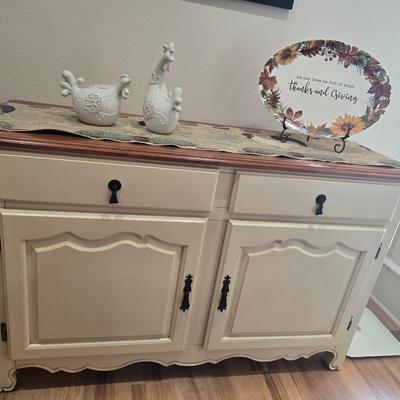 Cabinet/Buffet