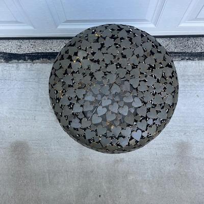 Metal Heart Motif Outdoor Side Table/Plant Stand (G-MG)