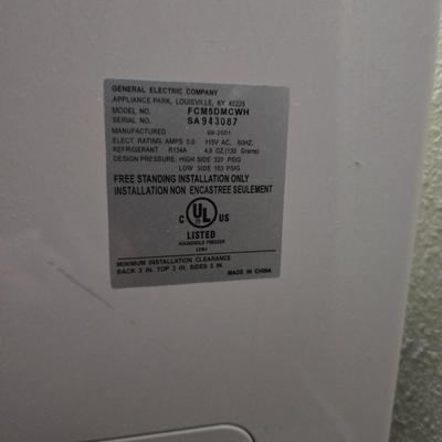 Wonderful working GE® 5.0 Cu. Ft. Manual Defrost Chest Freezer - Nice Clean unit! Just in time for hunting season!