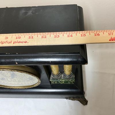 Vintage Sessions Mantle Clock