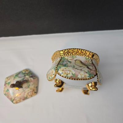 His eye is on the sparrow & Amazing Grace" Sparrow club music box & Signed Roger Williams porcelain Music box