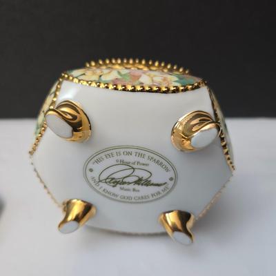 His eye is on the sparrow & Amazing Grace" Sparrow club music box & Signed Roger Williams porcelain Music box
