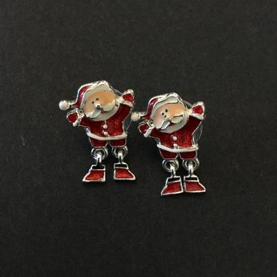 Cute Christmas Santa earrings Articulating