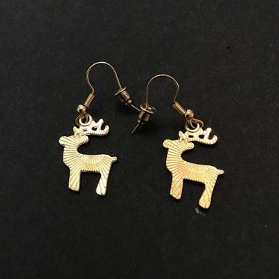 Cute Reindeer dangle earrings