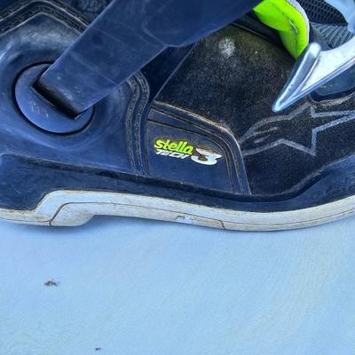 Alpinestars Motocross Boots Sizes 7,8 & 8.5 Plus Bionic Plus Knee Protectors (G-JS)