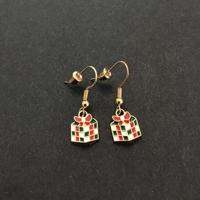 Cute Christmas gift dangle earrings