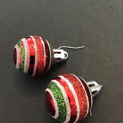 Cute ornament dangle earrings
