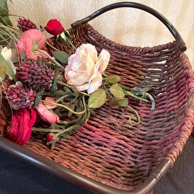 Decor & basket