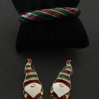 Cute vintage Gnome stud earrings and vintage bangle bracelet, Christmas holiday set
