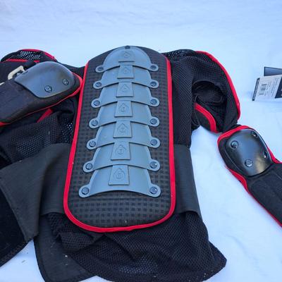 Xelement NWT Women’s Size S Motorcycle Jacket & More Protective Gear (G-JS)