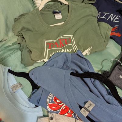 Selection Of Used Graphic T-Shirts (PB)
